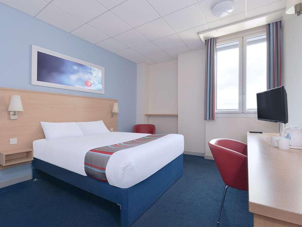 Travelodge Ayr Szoba fotó