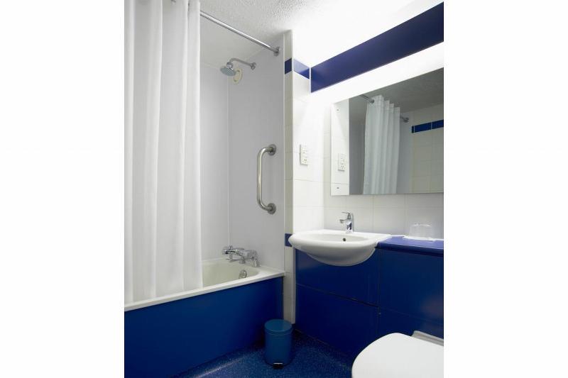Travelodge Ayr Kültér fotó
